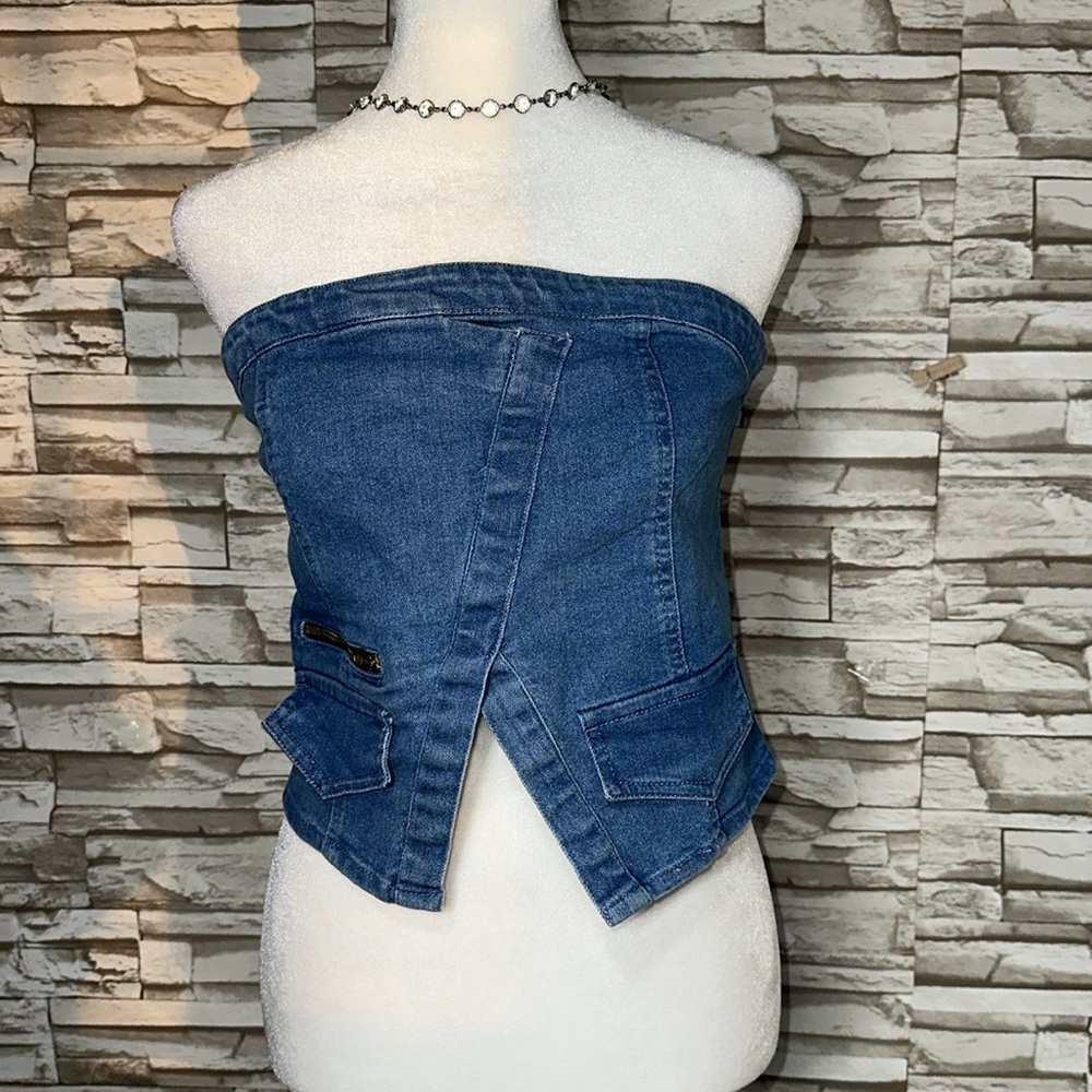 LA ARMARIO Large Denim bandeau top with an asymmetrical design and zipper